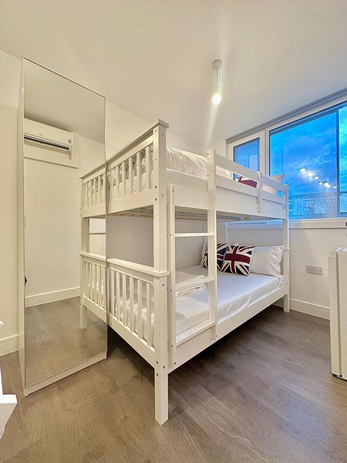 264 Rooms Лондон Экстерьер фото